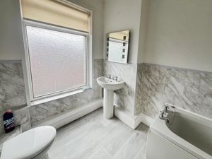 Bathroom - click for photo gallery